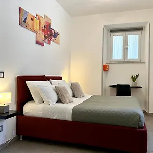 Maison Latina Rome
