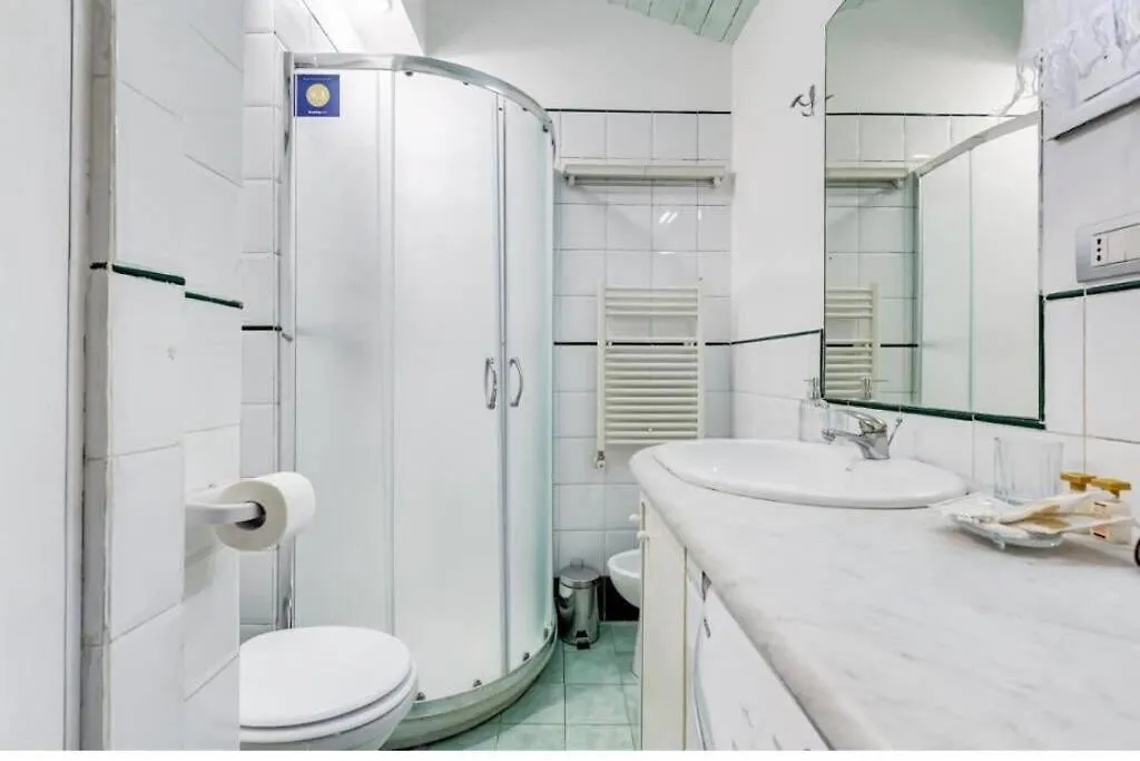 Apartment Lauraluxuryhome Vista Fori Imperiali Rome Italy